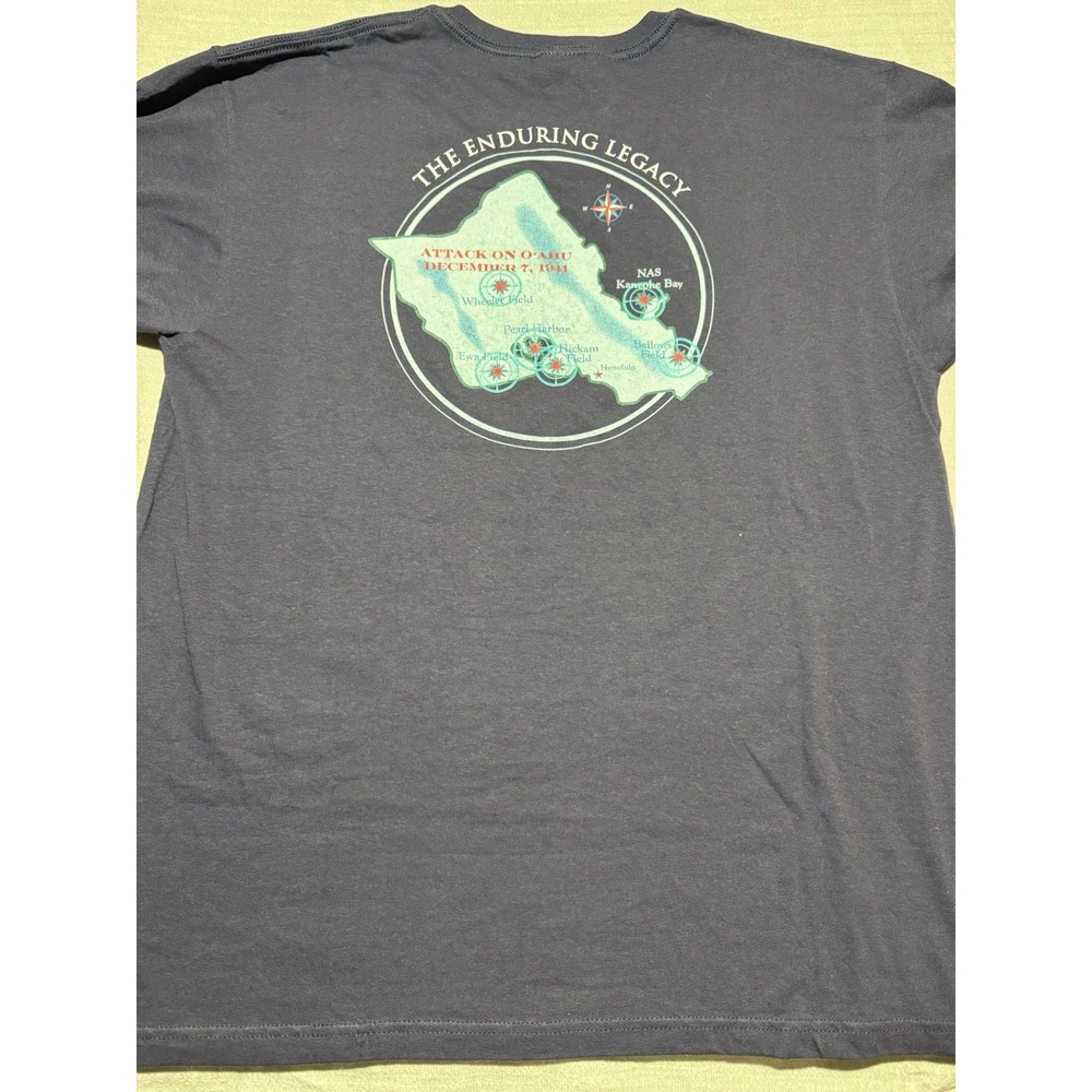 History Graphic T-shirt Hawaii Map Honoring Attack on OAHU Pearl Harbor XL